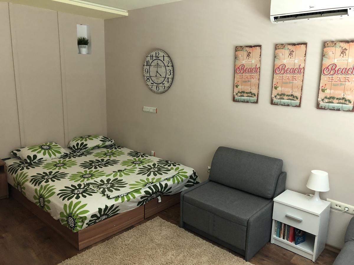 וארנה Apartment For You מראה חיצוני תמונה